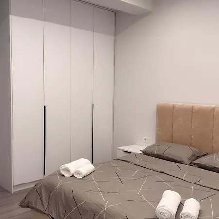 Arjola Cozy Apartmán *